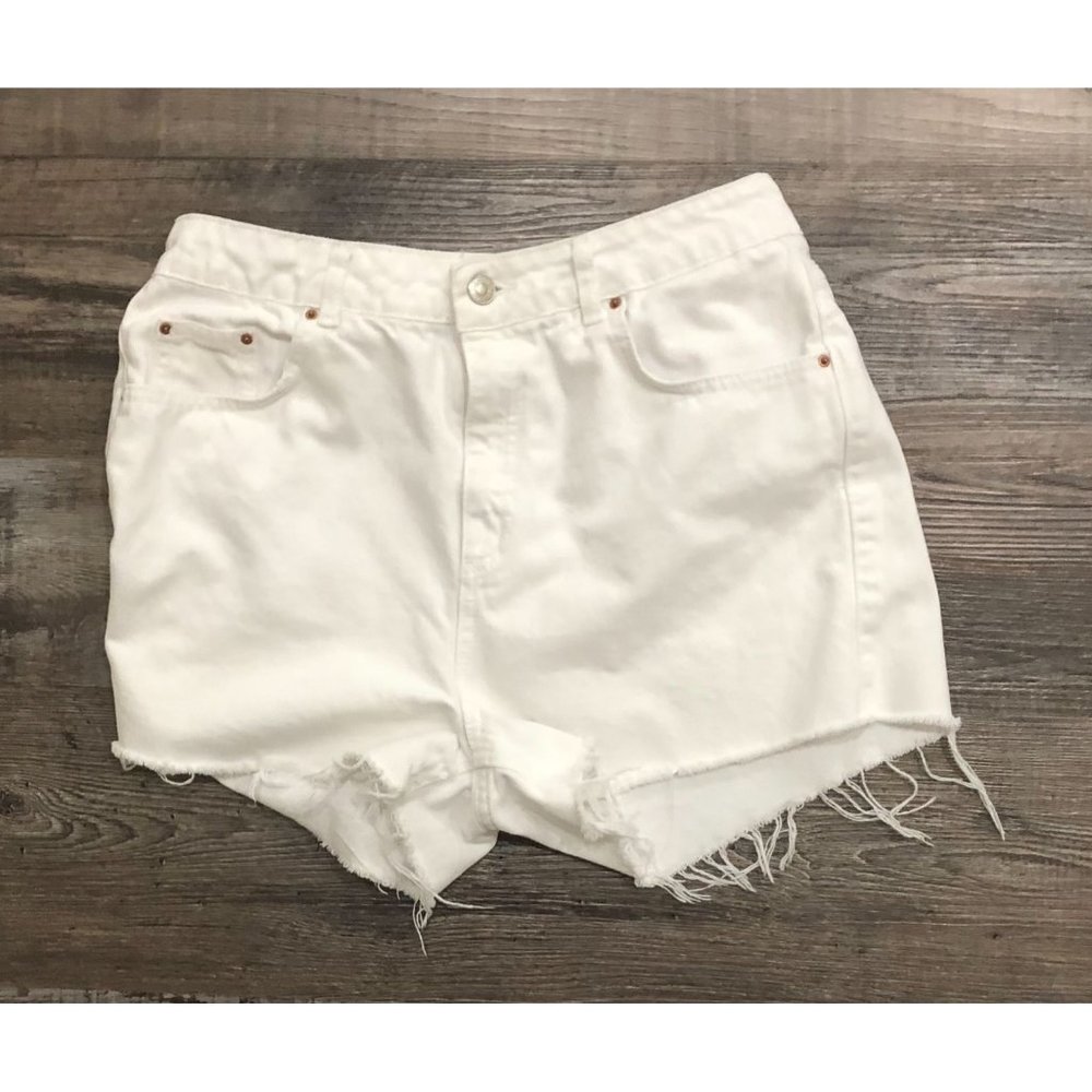 Topshop Womens Size 12 White Cutoff Mom Denim Jean Shorts